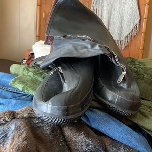 Rain boots